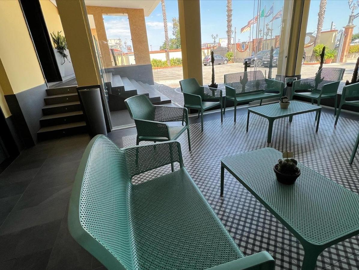 Hotel Smeraldo Qualiano Eksteriør billede