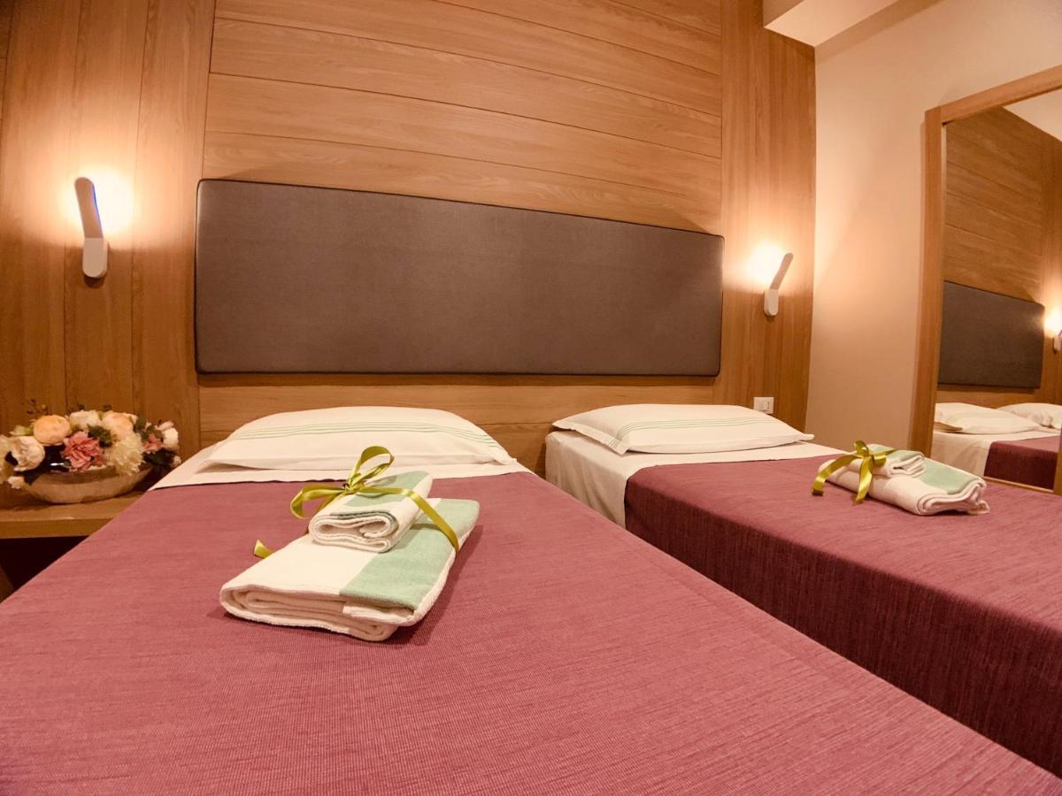 Hotel Smeraldo Qualiano Eksteriør billede