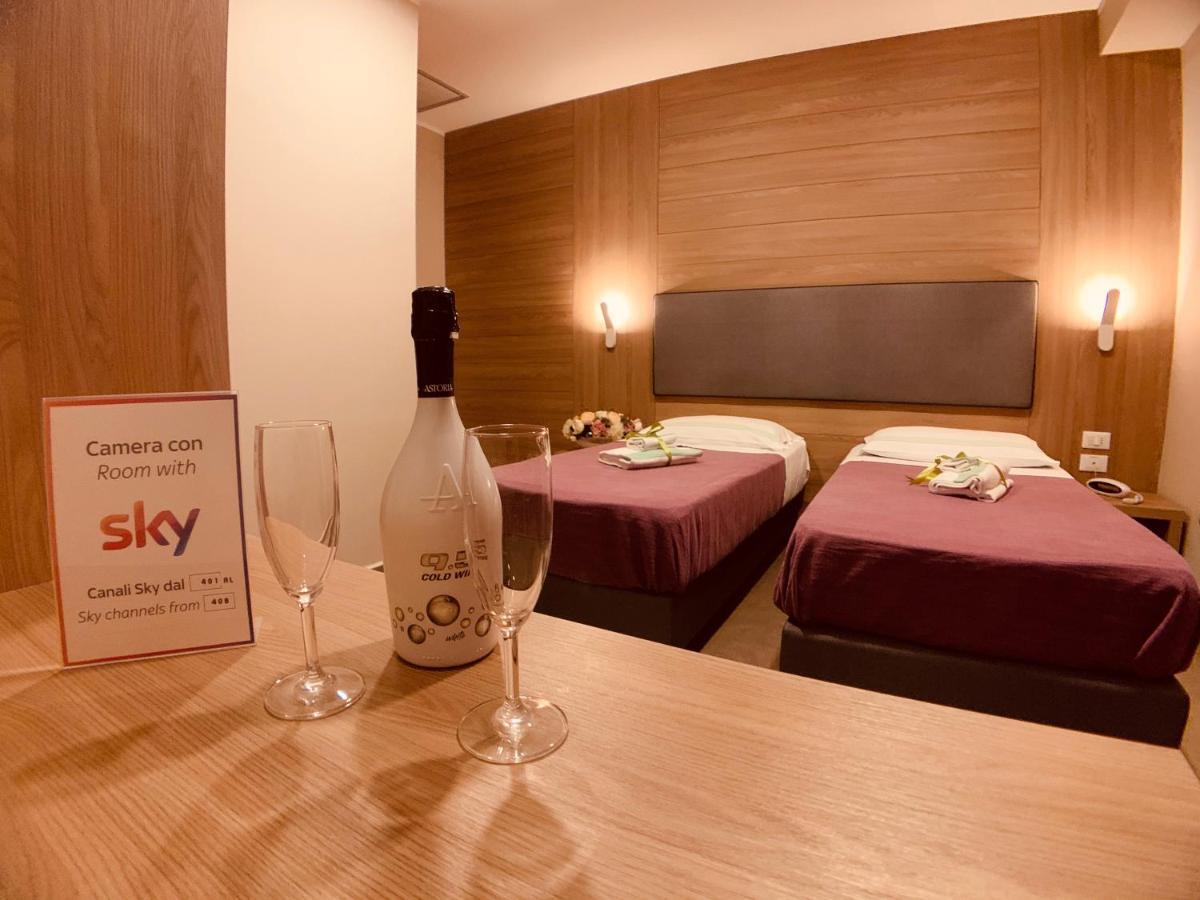 Hotel Smeraldo Qualiano Eksteriør billede